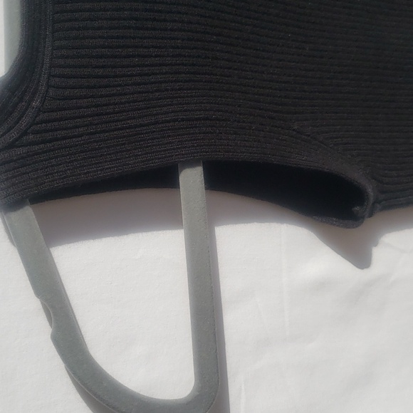 New York and Company black tank top - Picture 6 of 7